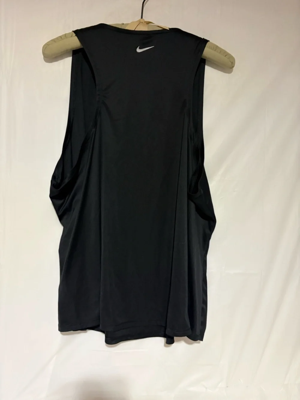 Nike Black Athletic Dri-FIT Tee with White Swoosh - Picture 5 of 8